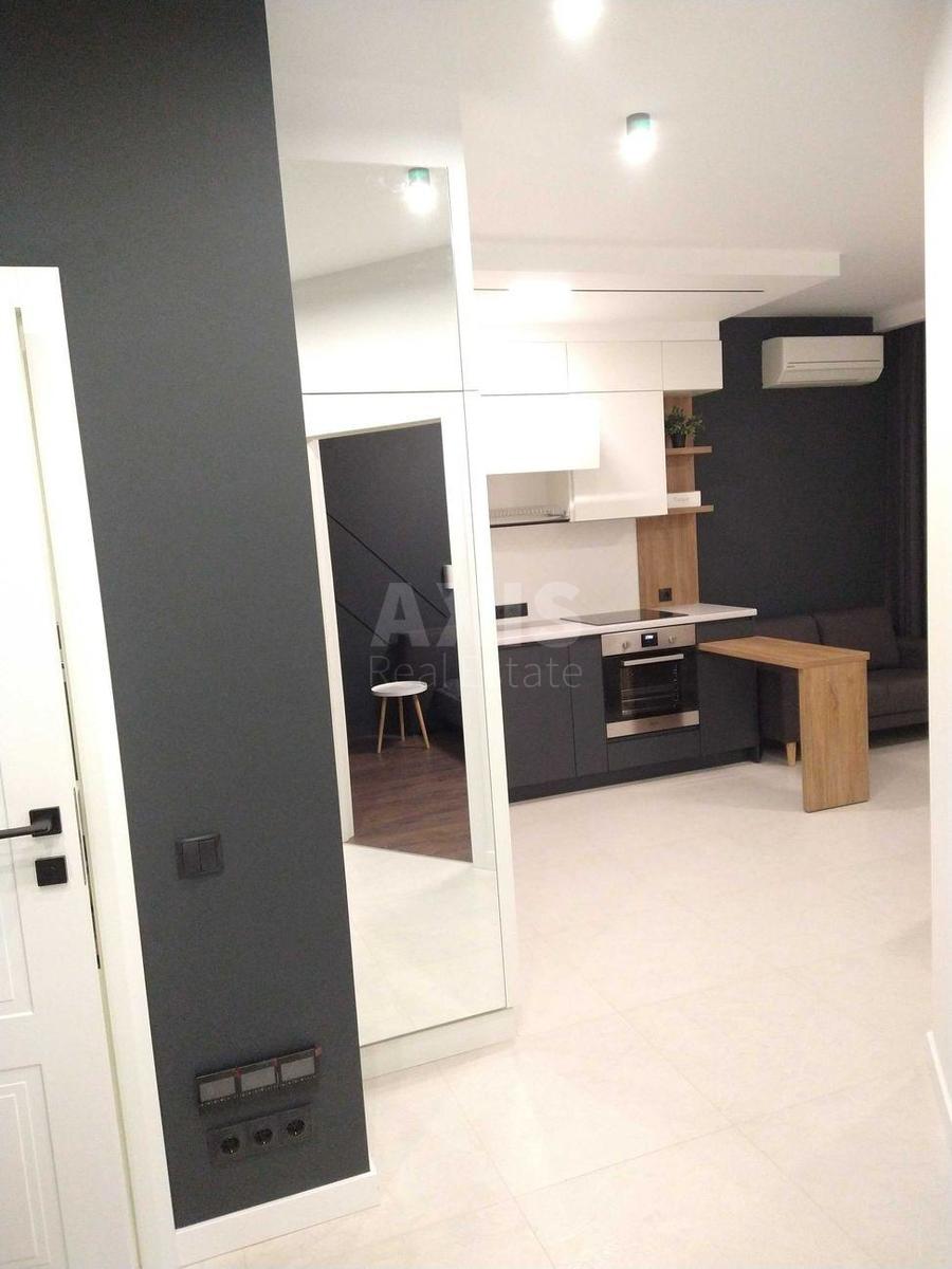1k apartment vul. Lypkivs'kogo Vasylja Mytropolyta 37Б0