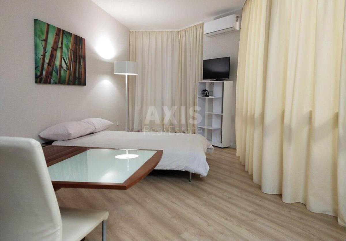 2k apartment vul. Dmytrivs'ka 60/195