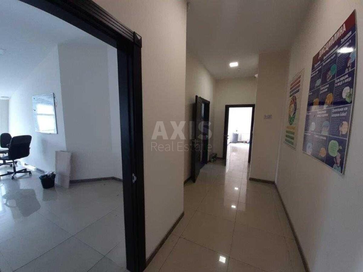 Office vul. Spas'ka 5, 327m2588892