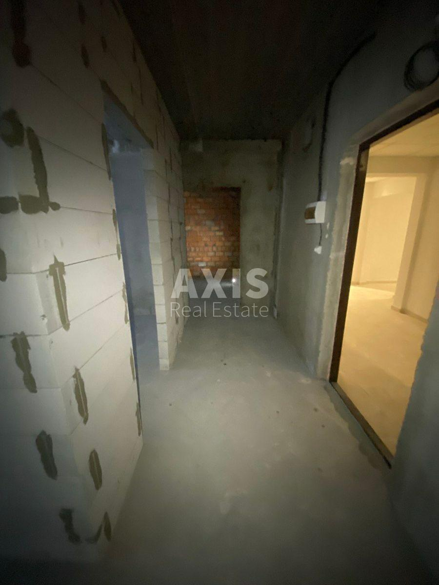 2k apartment vul. Myhajla Maksymovycha 249