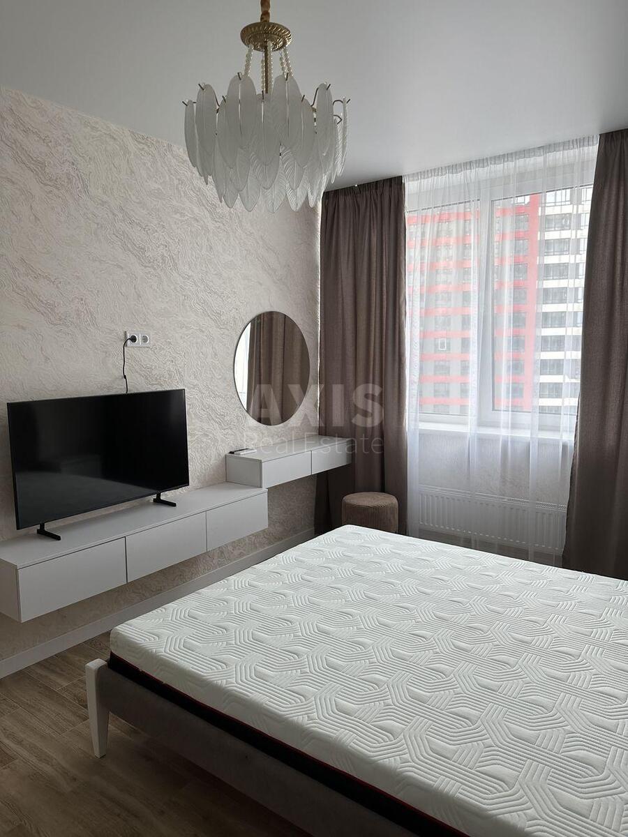 1k apartment pr-t Pravdy 11