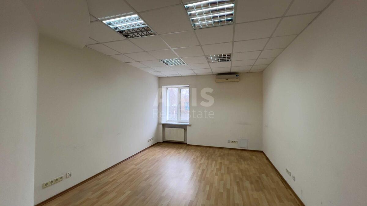 Office vul. Mashynobudivna 50, 245m22