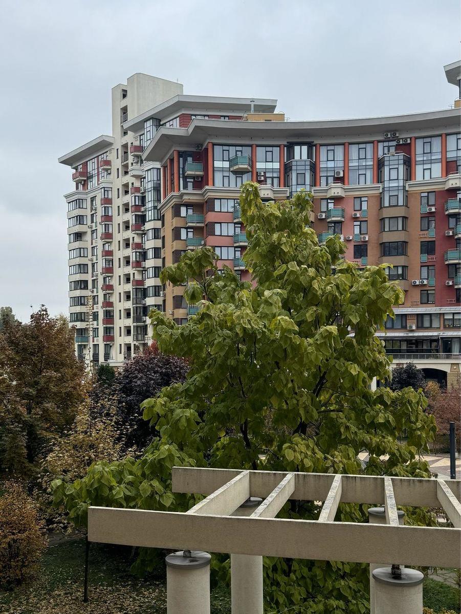 3k apartment vul. Yulia Zdanovska 71Г4