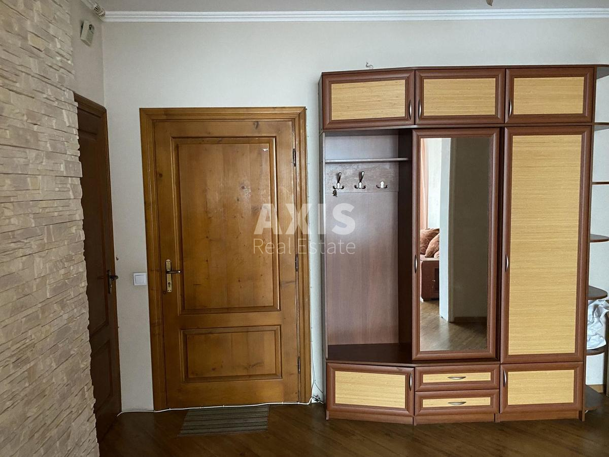 2к квартира пр-т Бажана Николая 104