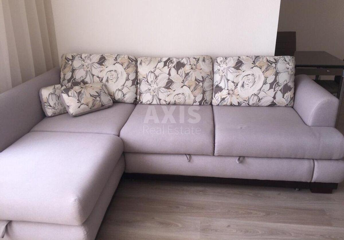 2k apartment vul. Amosova Mykoly 22