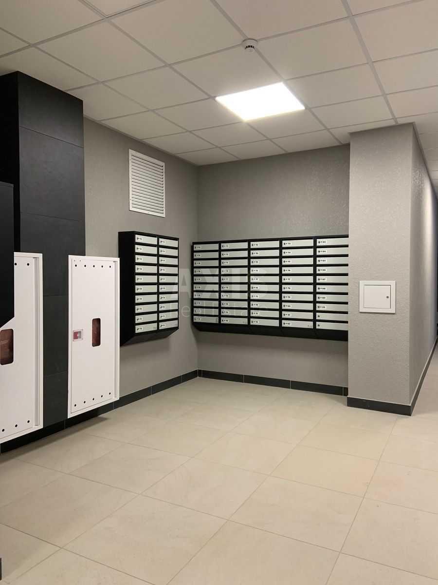 1k apartment vul. Glybochyc'ka 13625373