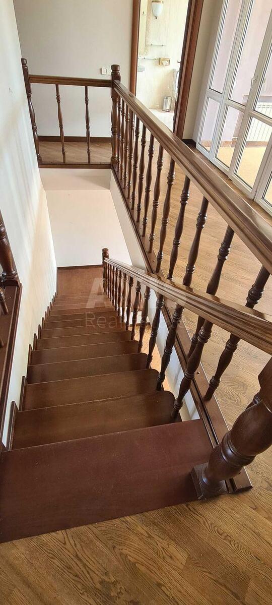 5k apartment vul. Orlyka Pylypa 103