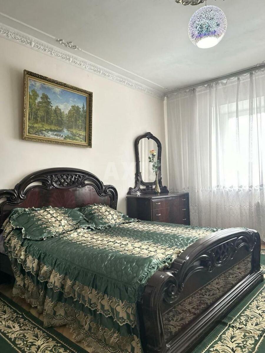 3k apartment vul. Kotel'nykova Myhajla 106