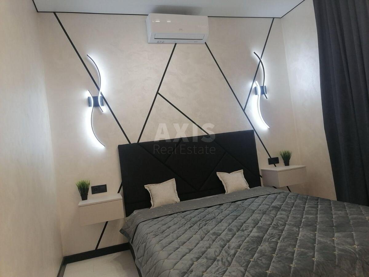 2k apartment vul. Rodyny Kristeriv 14В578302