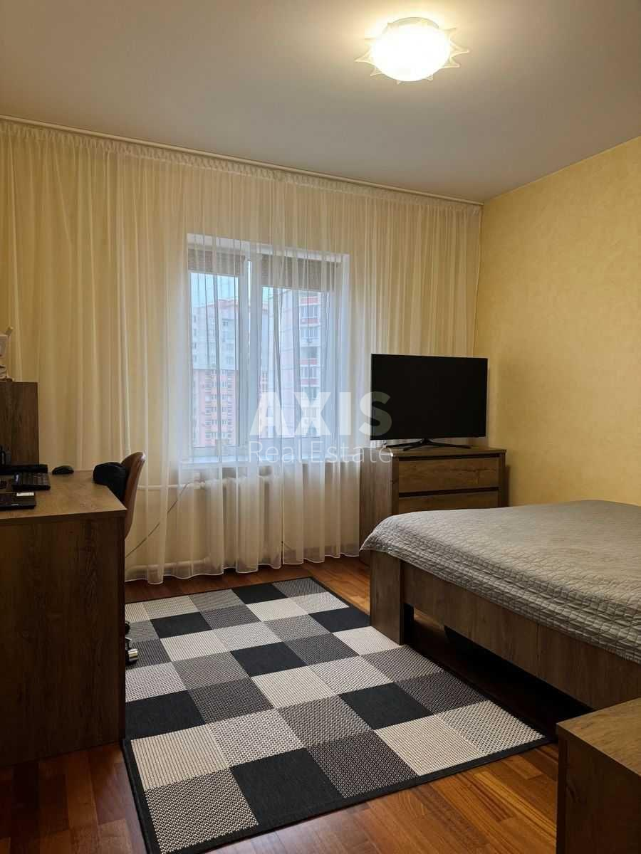 3k apartment vul. Puljuja Ivana 25613310