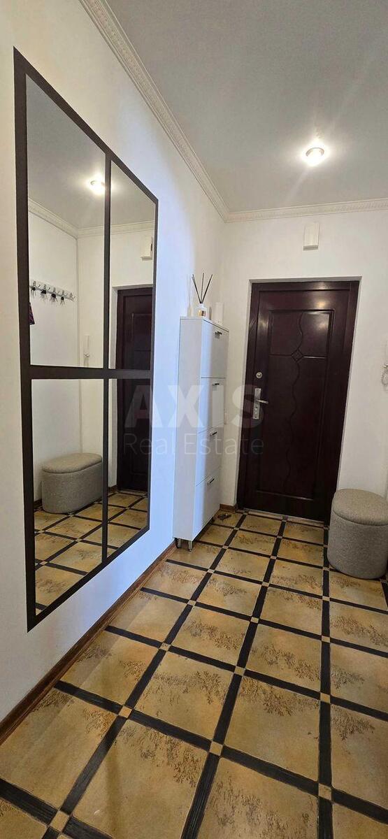 3k apartment vul. Urlivs'ka 19579209