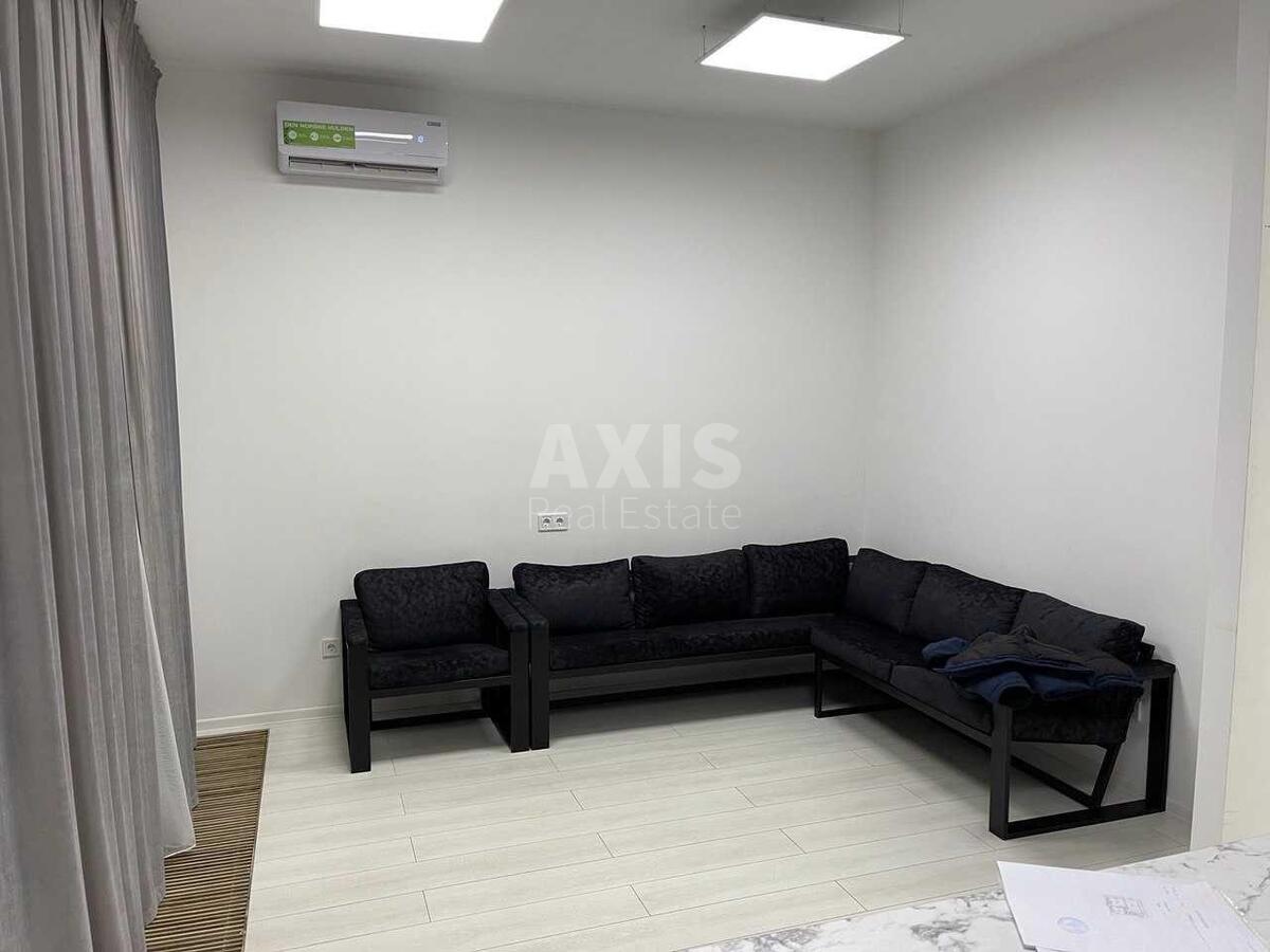 Office vul. Lyps'ka 9Б, 103m27