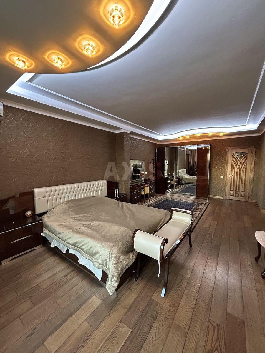 4k apartment vul. Symonenka Vasylja 53