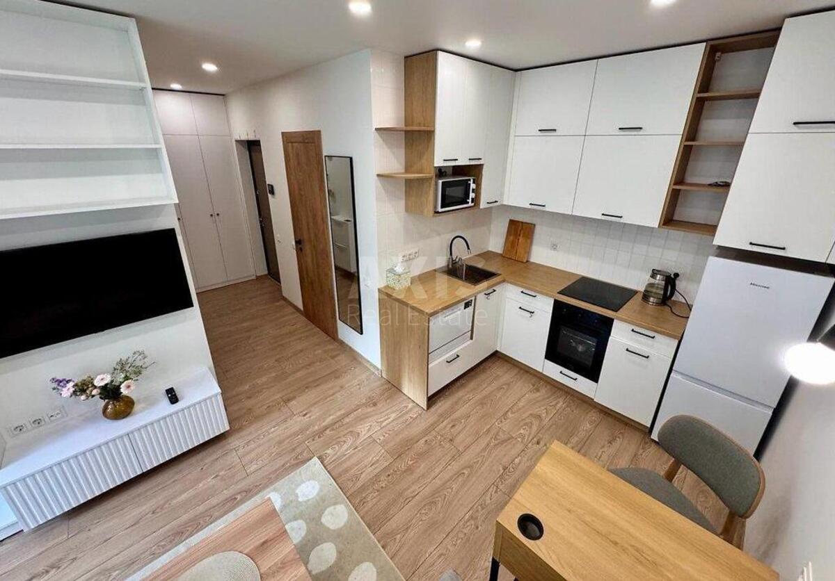 1k apartment vul. Saljutna 2Б, корп. 7630070