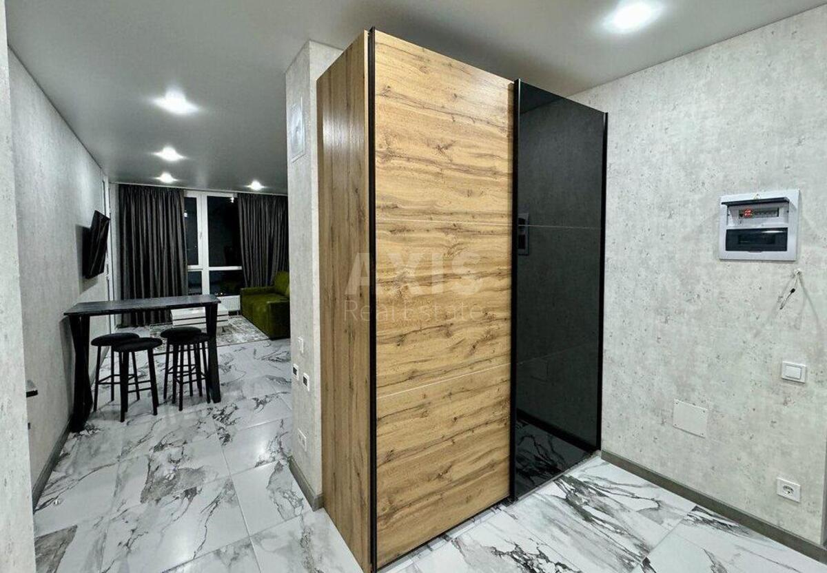1k apartment vul. Prychal'na 124