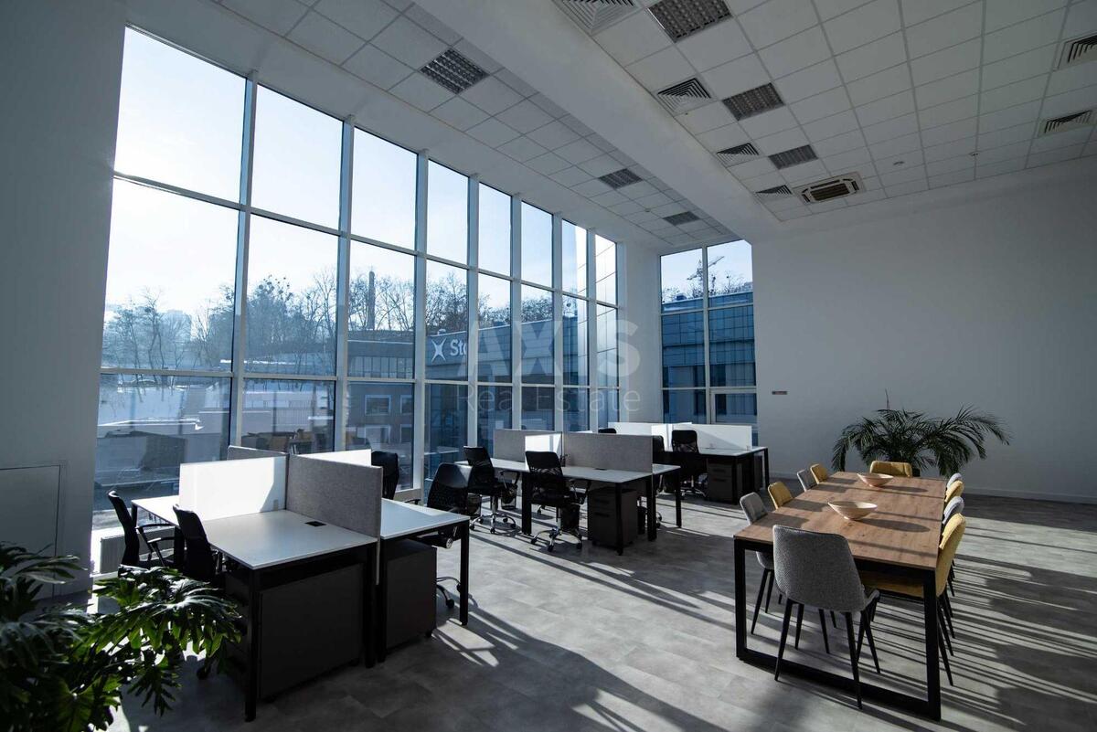 Office prov. Ohtyrs'kyj 7, 125m25