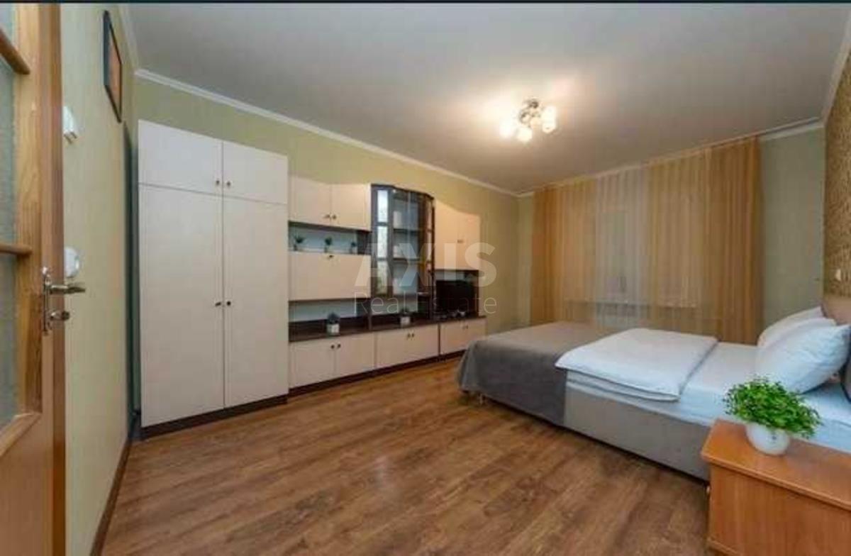 1k apartment vul. Oleny Pchilky 2Б1
