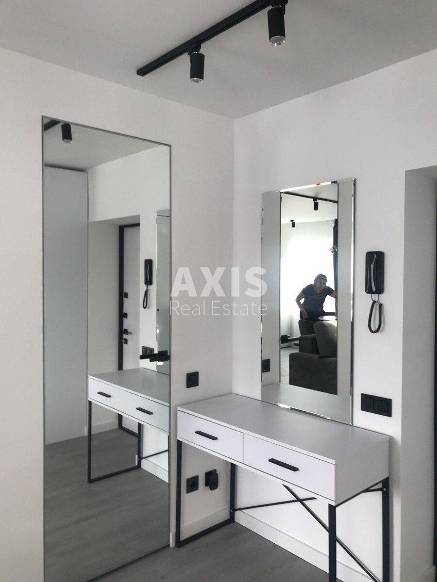 2k apartment vul. Mel'nykova 71593642