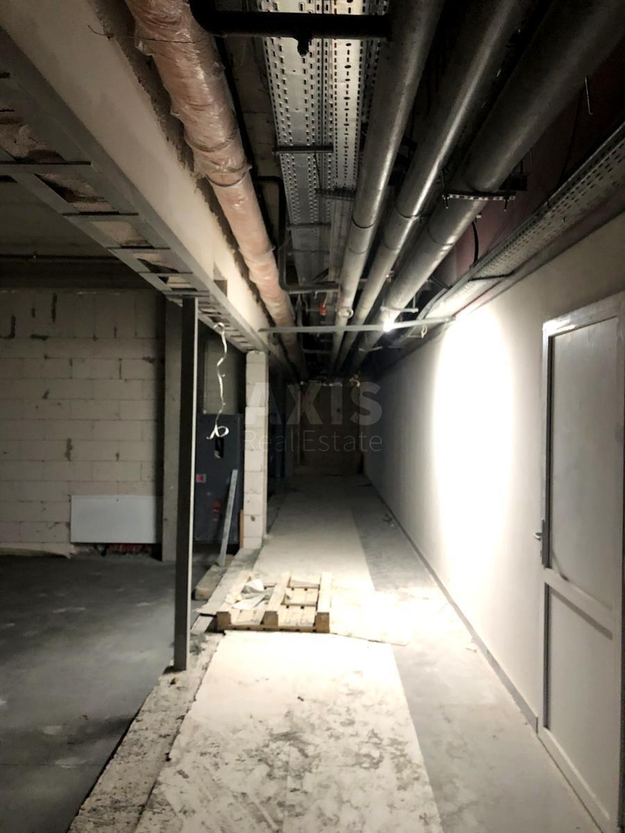Trade object pr-t Bazhana Mykoly 17, 600m2596731