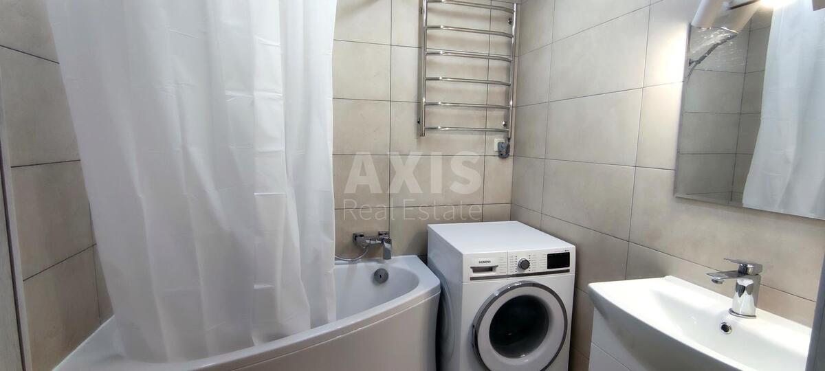 1k apartment pr-t Berestejskij 116393910