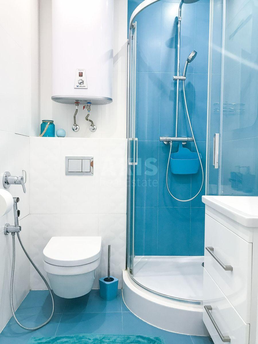 2k apartment vul. Zaval'na 10В8