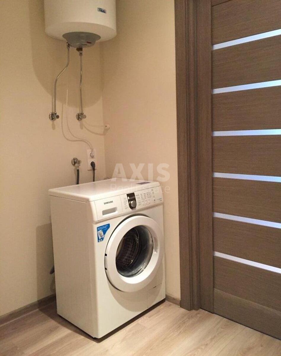 2k apartment vul. Amosova Mykoly 26