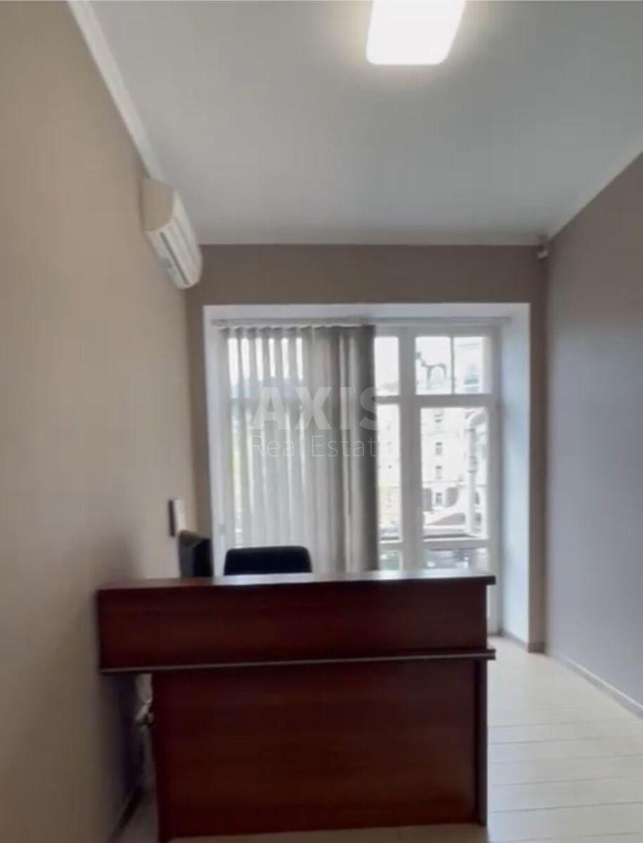 Office vul. Vozdvyzhens'ka 21/23, 135m2614252