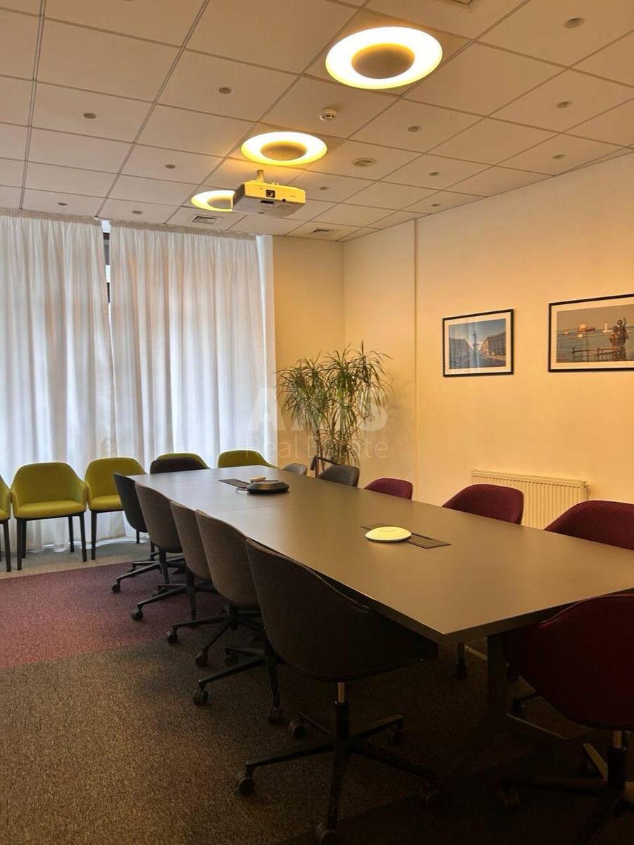 Office vul. Myhajlivs'ka 7, 465m26137814