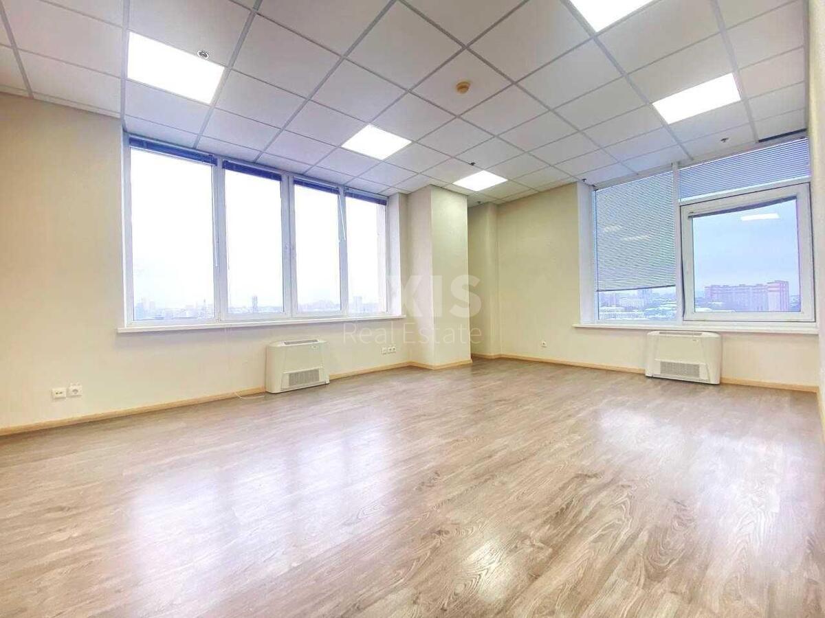 Office vul. Antonovycha 172, 320m2607027