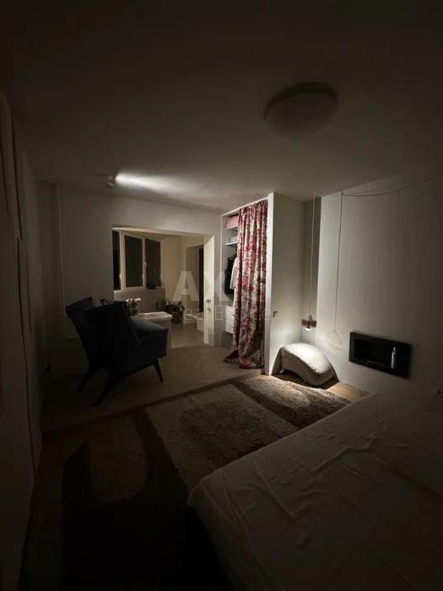 3k apartment vul. Bal'zaka Onore de 55Б0
