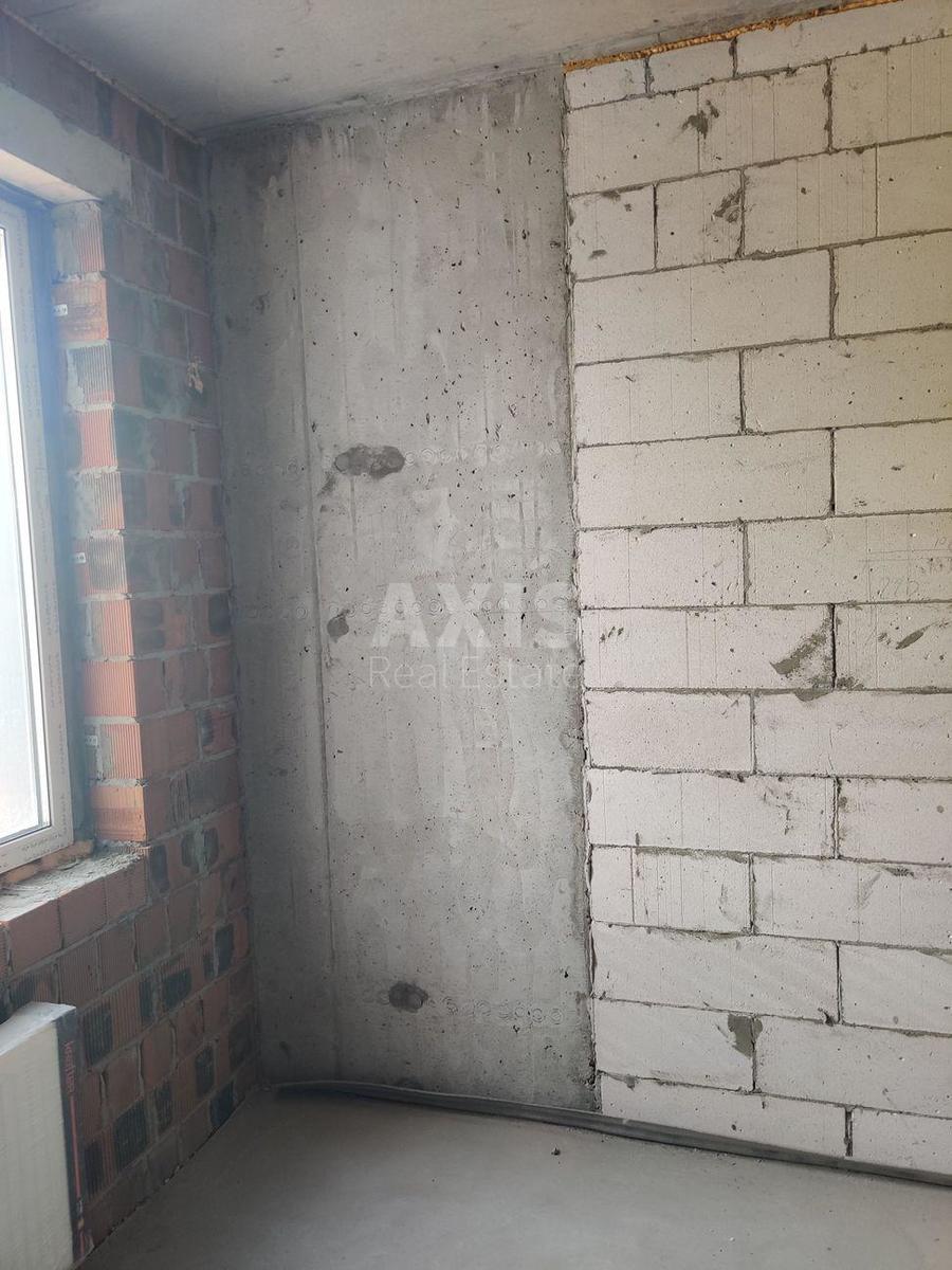 1k apartment vul. Kustanajs'ka 13