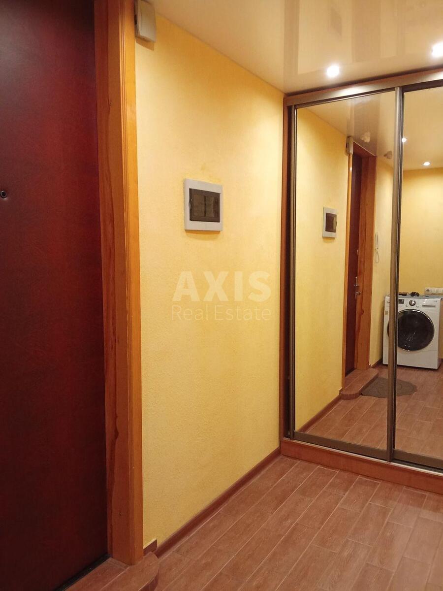 1k apartment vul. Demii'vs'ka 45Б5688011