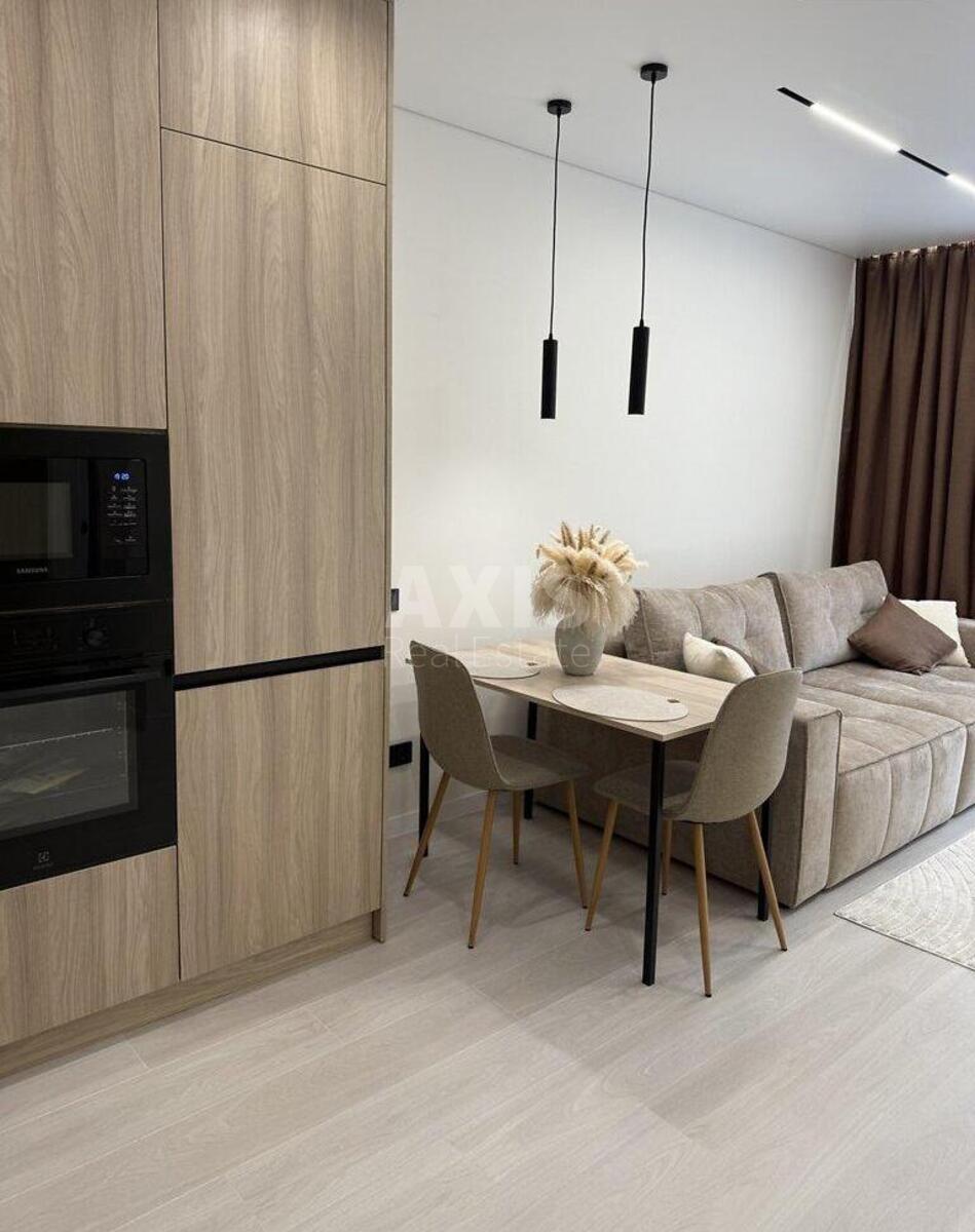 1k apartment vul. Vsevoloda Zmijenka 3/212