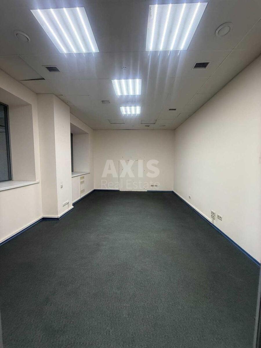 Office vul. Sverstjuka Jevgena 2Б, 362m262415