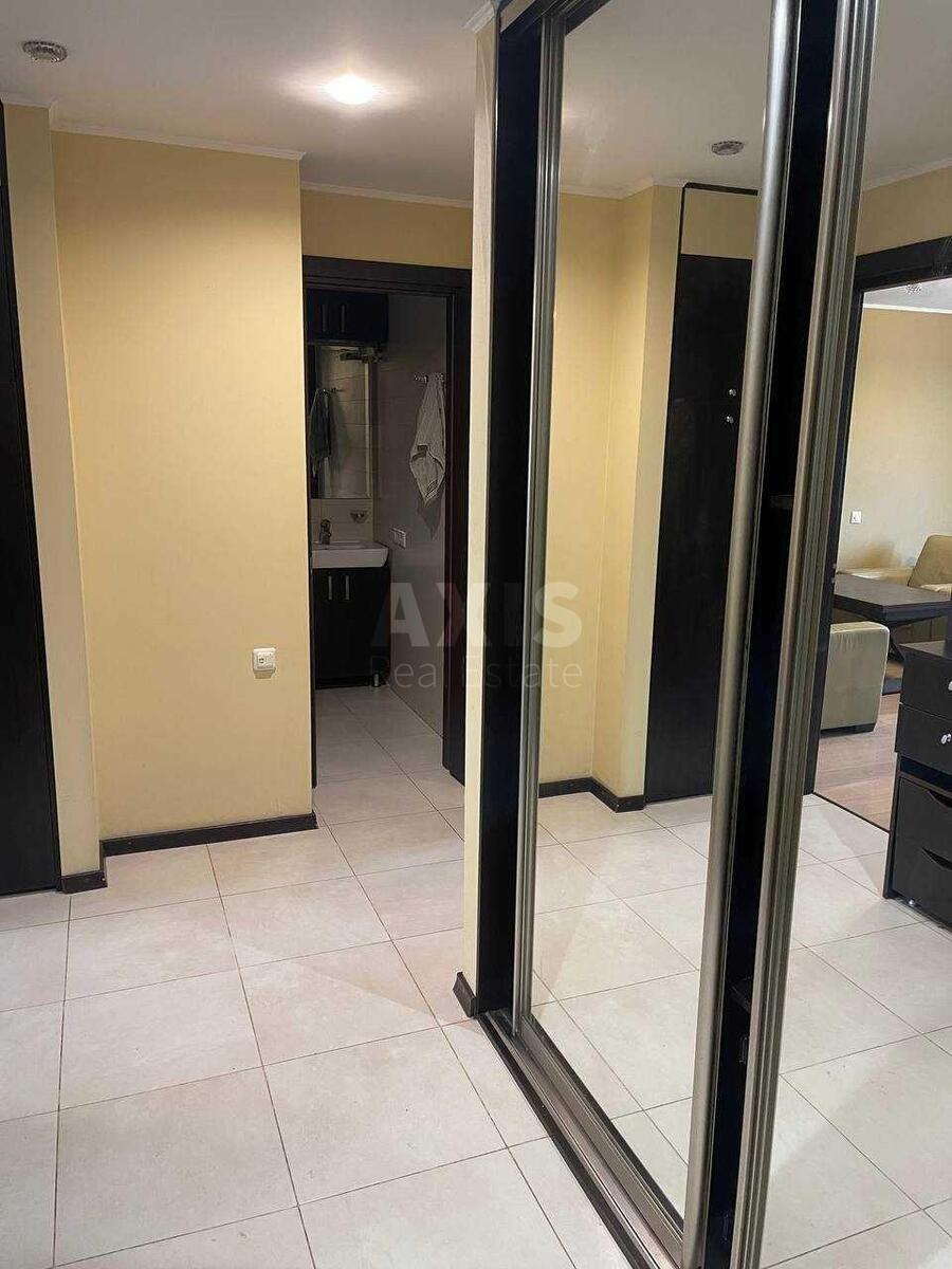 2k apartment vul. Volos'ka 2312
