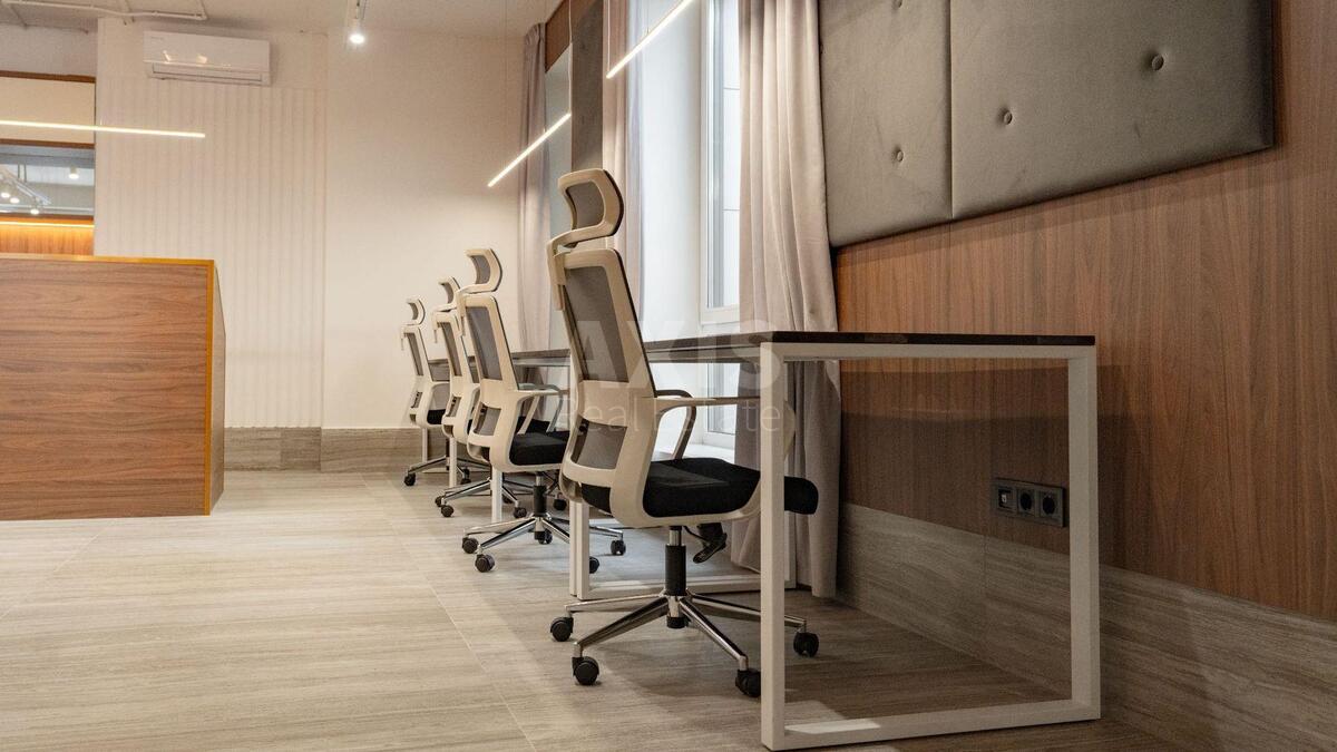 Office vul. Bul'varno-Kudrjavs'ka 15, 170m21