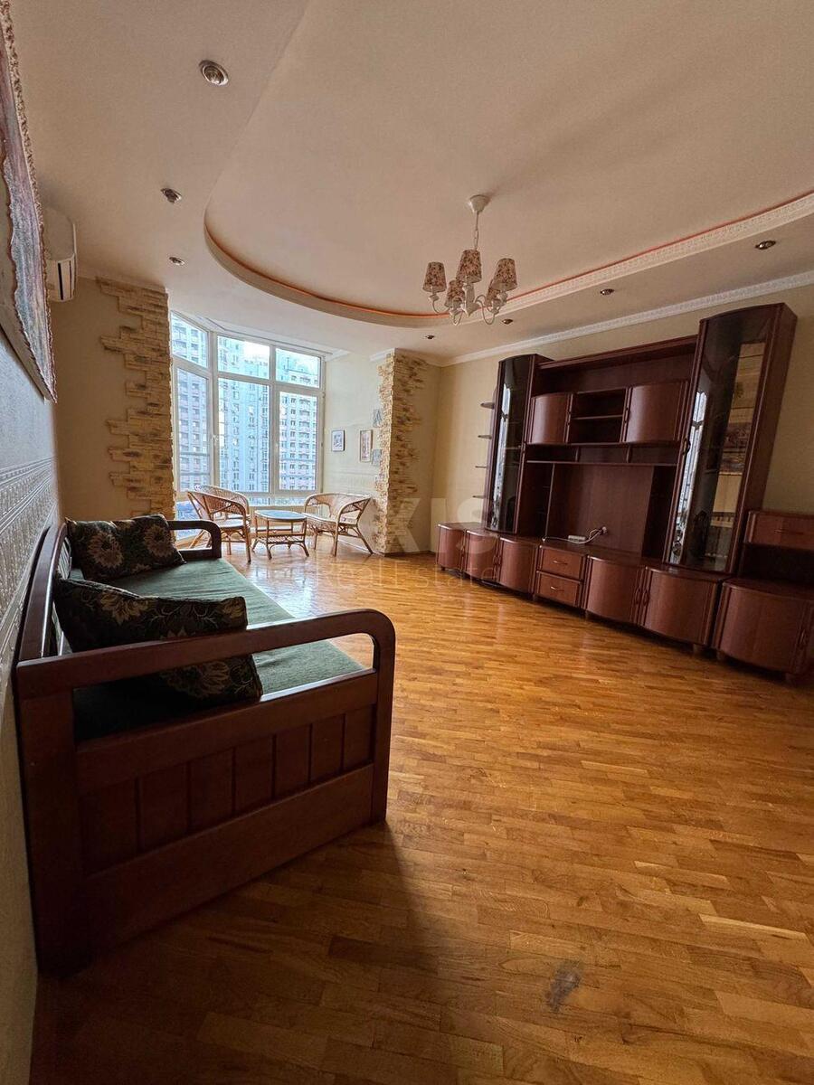 2k apartment vul. Yulia Zdanovska 587