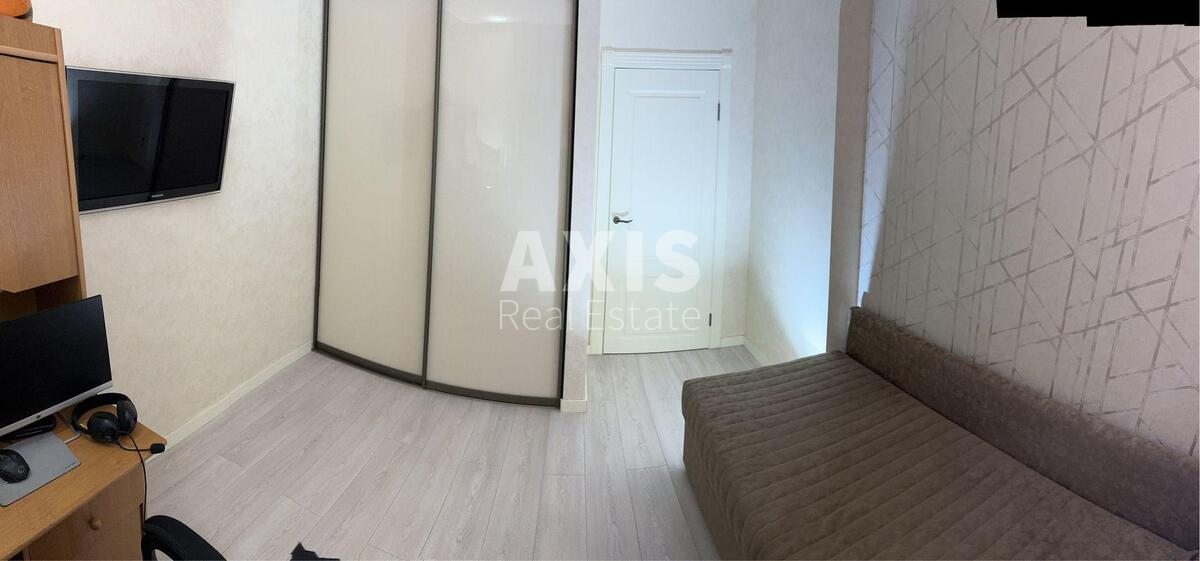 3k apartment vul. Kahovs'ka 603