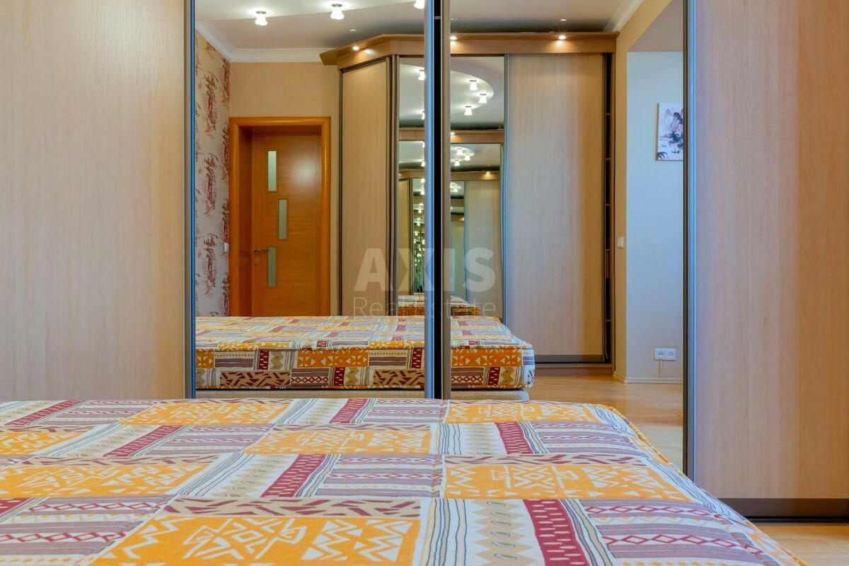 3k apartment prov. Gordienka Kostjantyna 2А622837