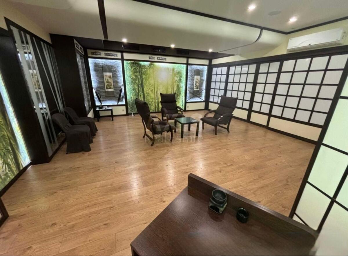 Office vul. Nagirna 15, 205m2604083