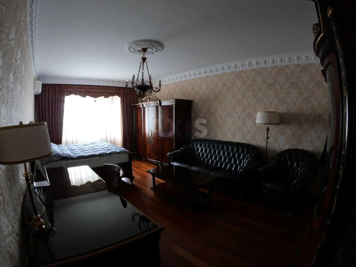 5k apartment vul. Panasa Myrnogo 122