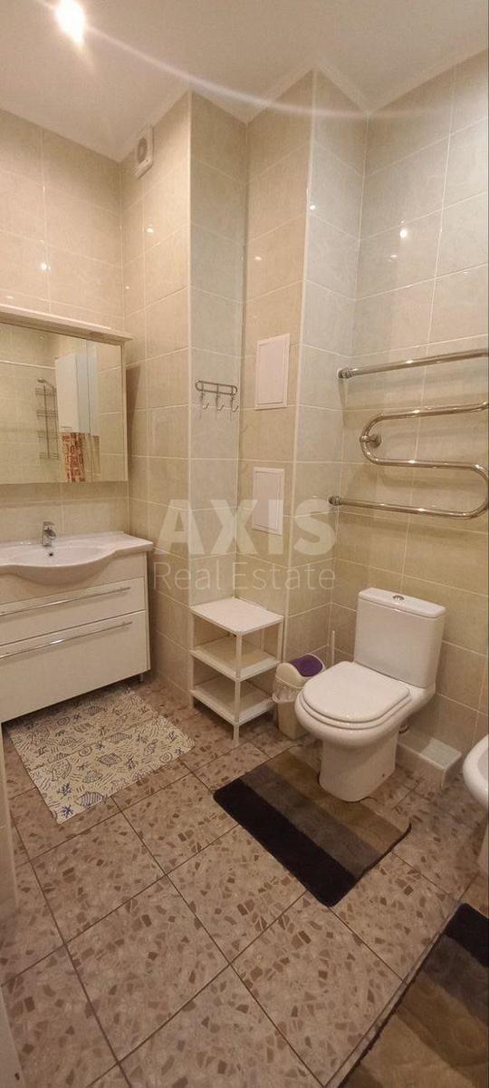 2k apartment vul. Jevgena Konoval'cja 36В7