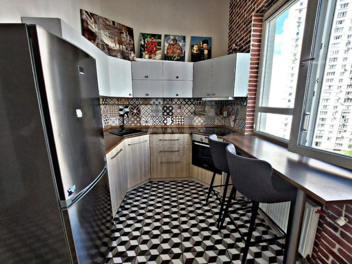 1k apartment vul. Pozhars'kogo 26В