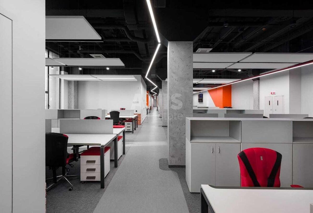 Office vul. Moskovs'ka 8Б, 2000m24