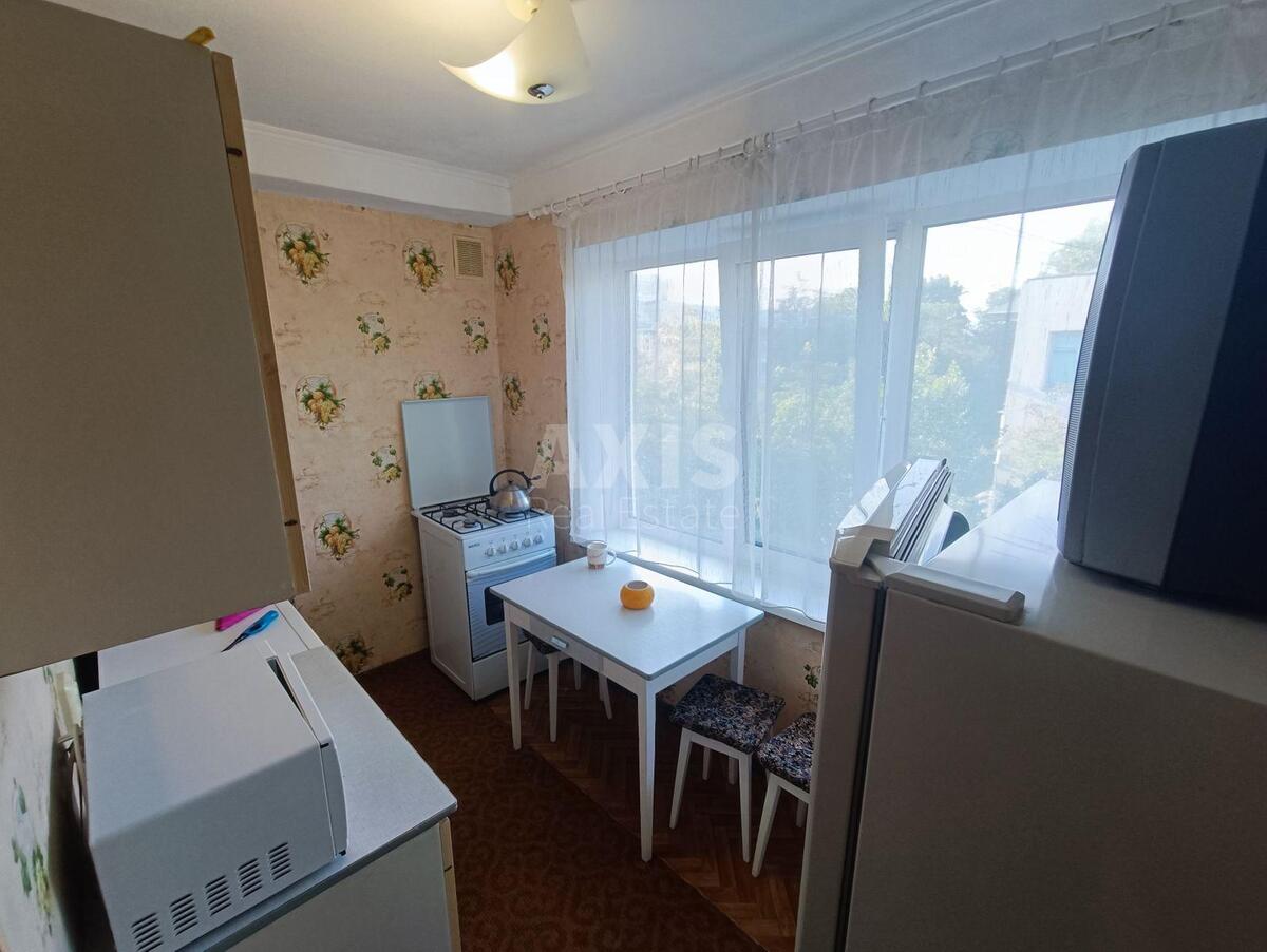 2k apartment vul. Parkovo-Syrec'ka 120