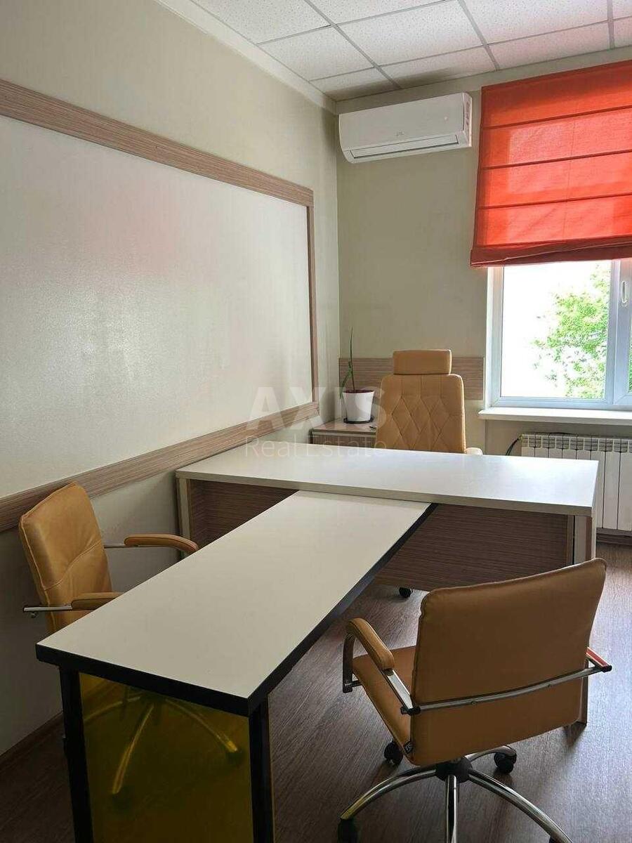 Офис ул. Глубочицкая 40Х, 127м24