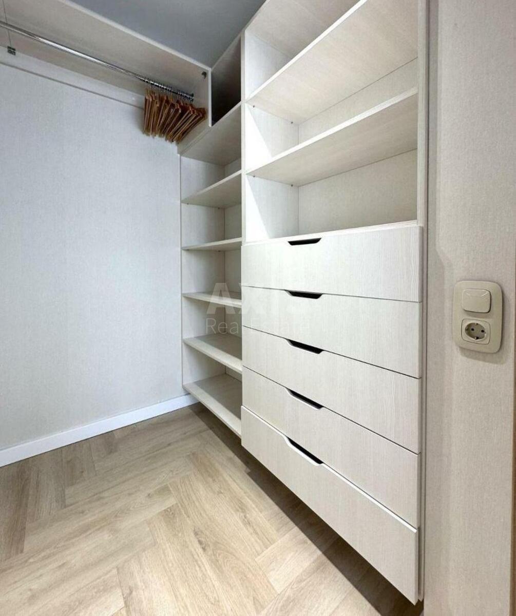 2k apartment vul. Mykil's'ko-Slobids'ka 151