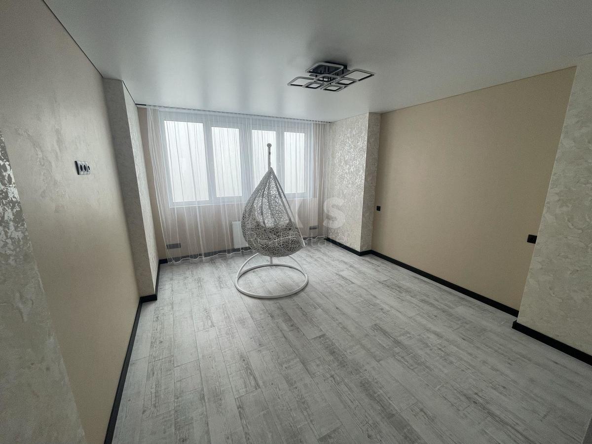 3k apartment vul. Myhajla Maksymovycha 326