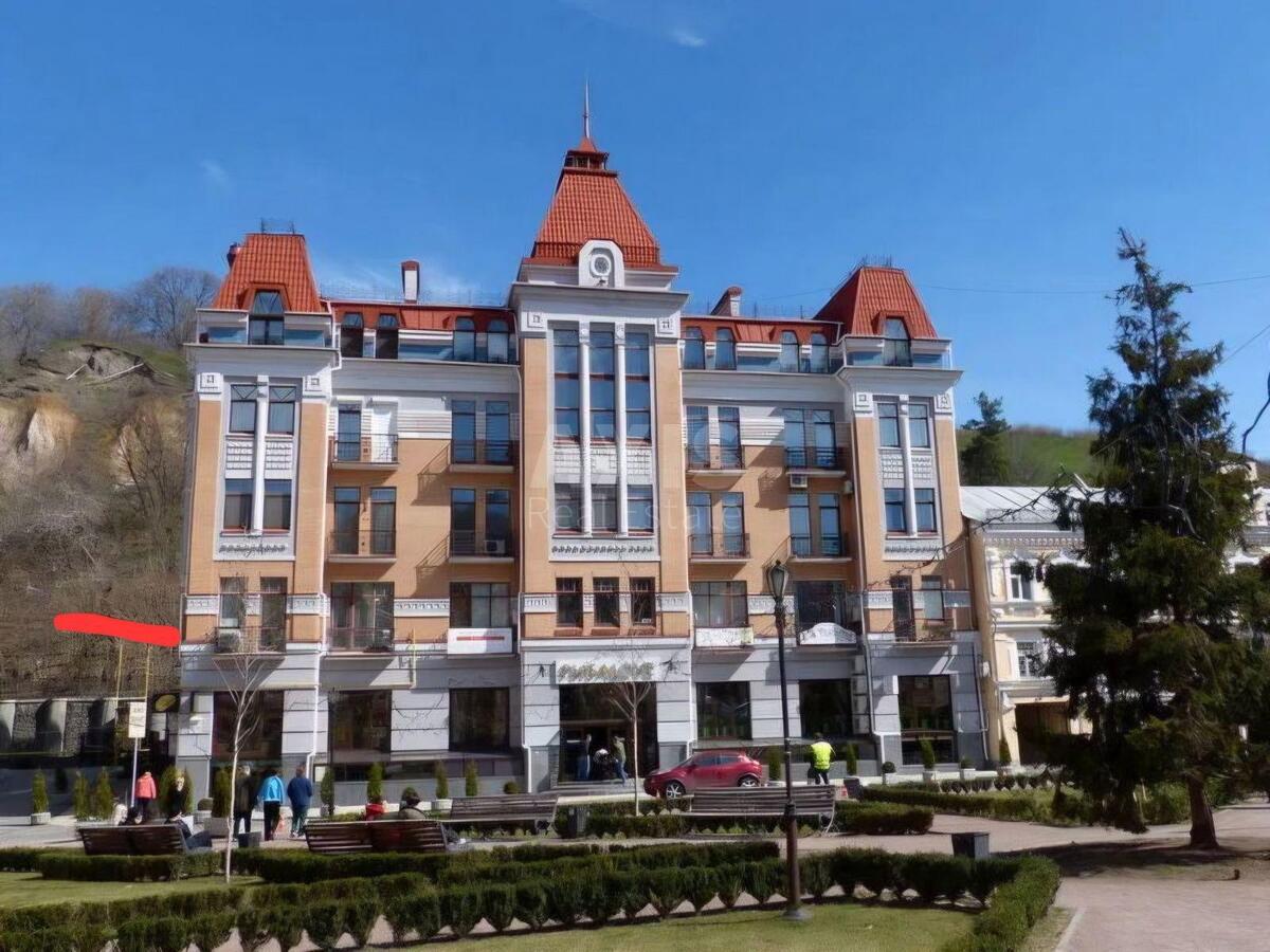 Офис ул. Воздвиженская 21/23, 135м261425