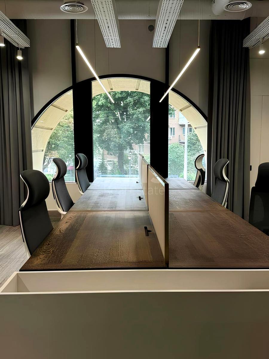 Office vul. Bul'varno-Kudrjavs'ka 17, 208m2614550